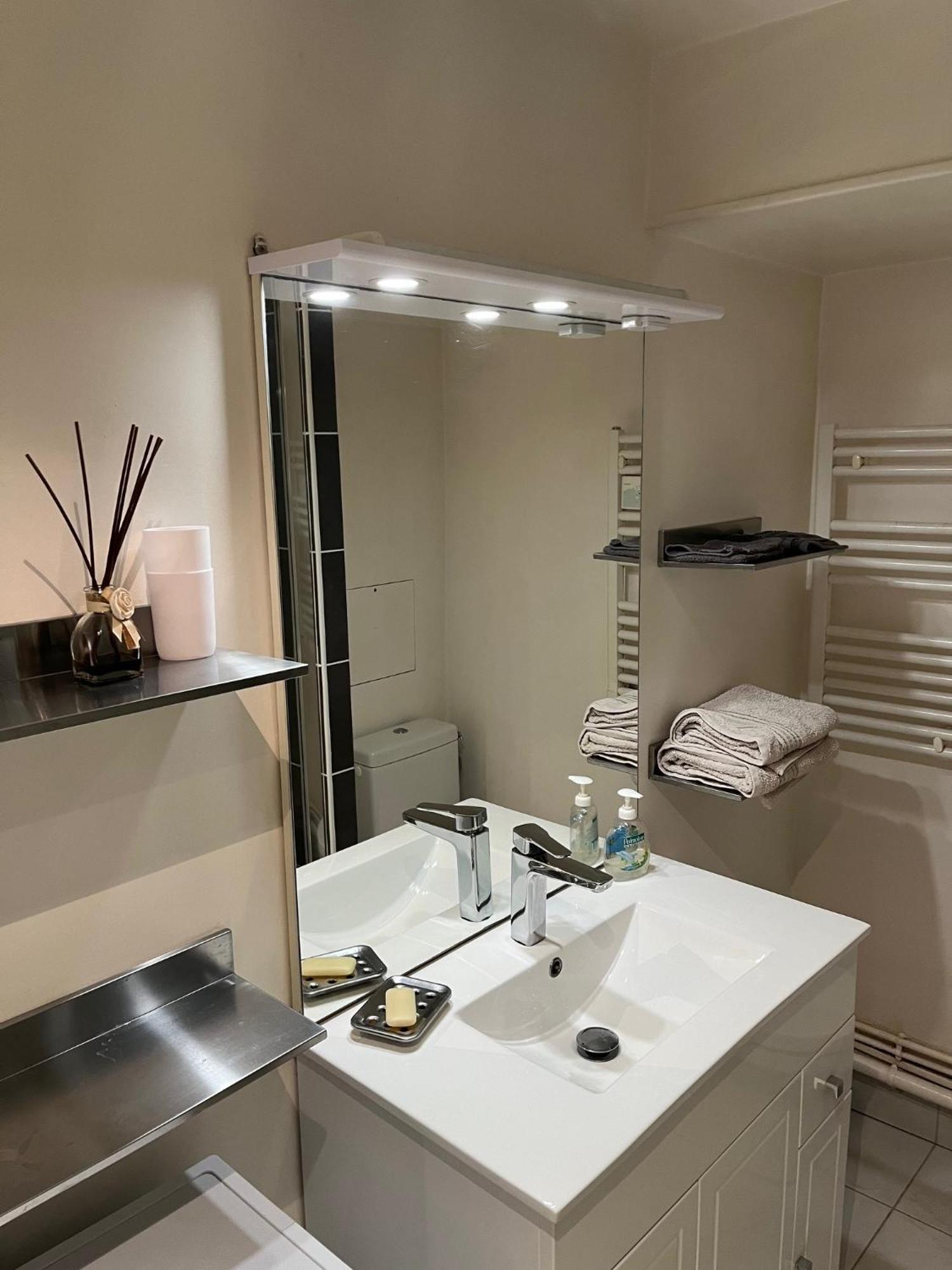 Bel Appartement Chic Et Cosy 78100 Сен Жермен ан Ле Екстериор снимка